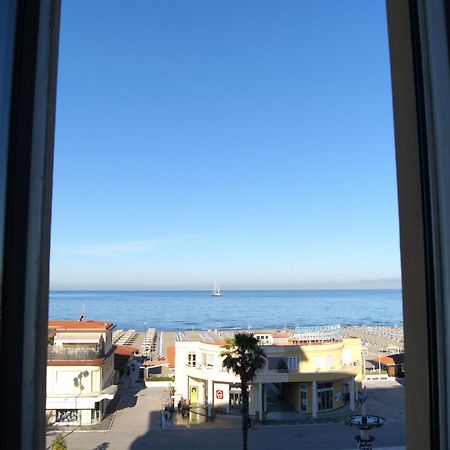 Grand Hotel Royal Viareggio Esterno foto