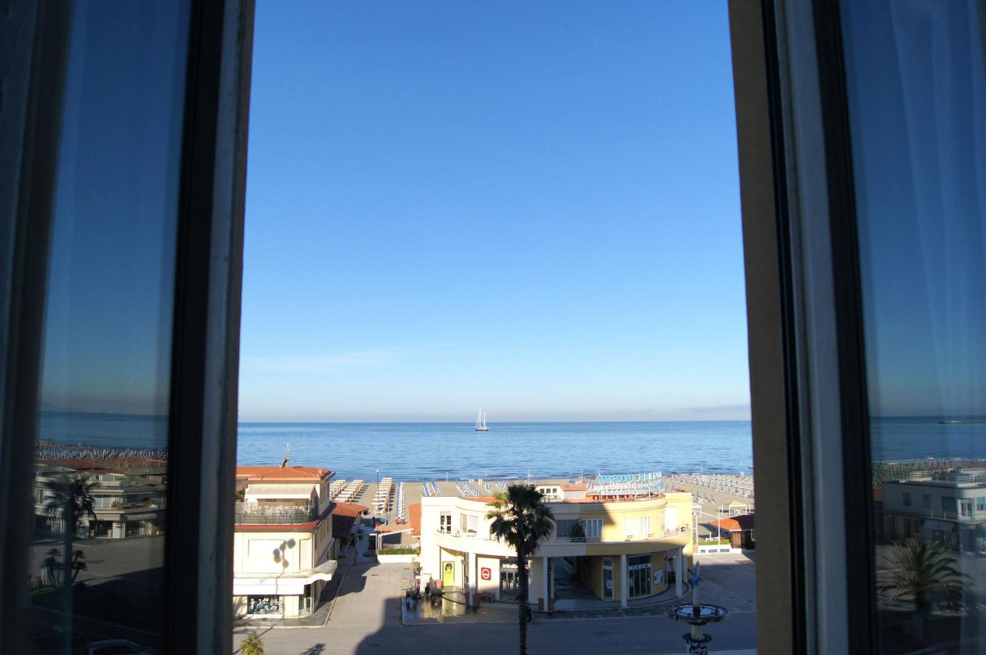 Grand Hotel Royal Viareggio Esterno foto