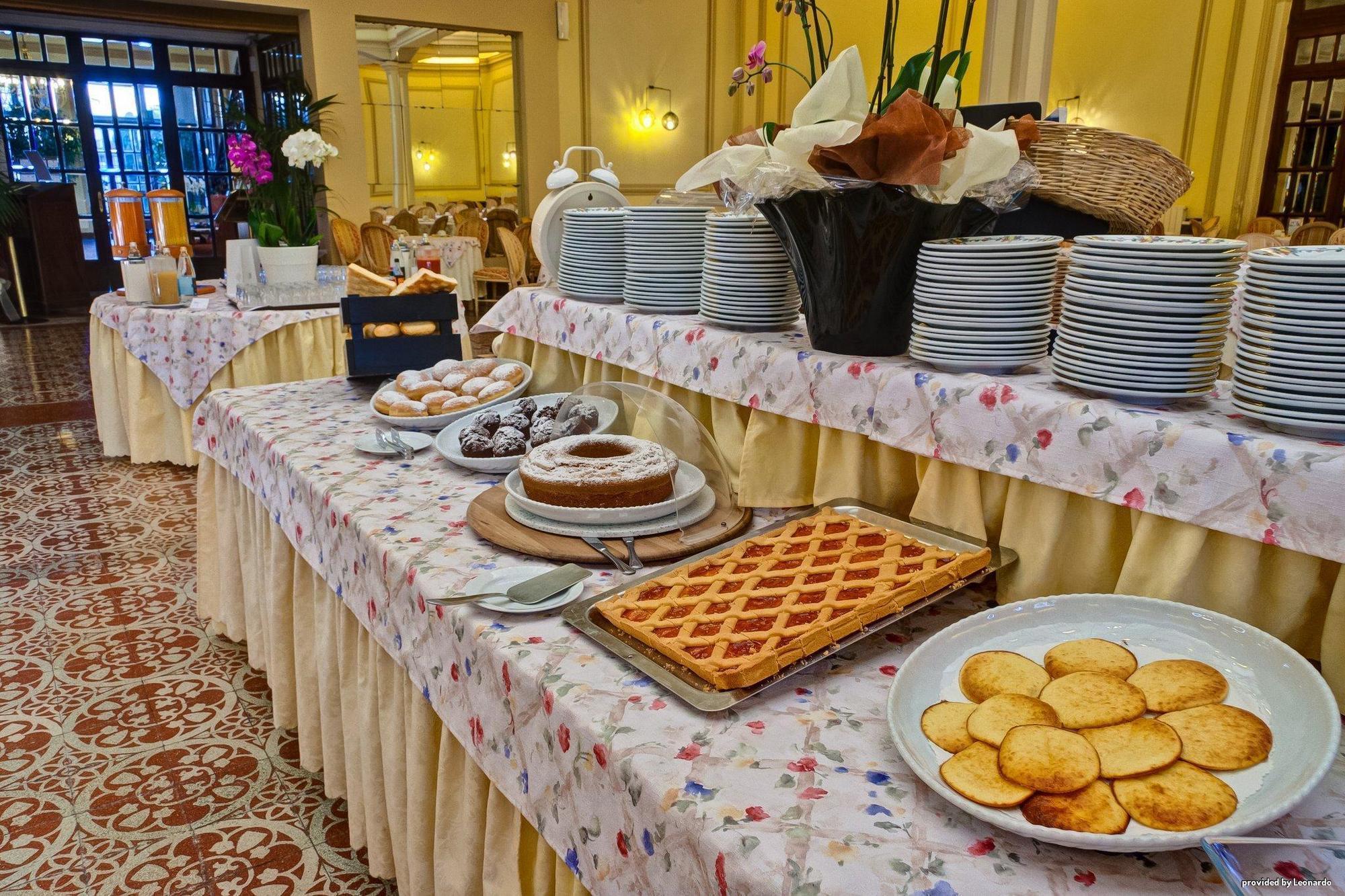 Grand Hotel Royal Viareggio Esterno foto