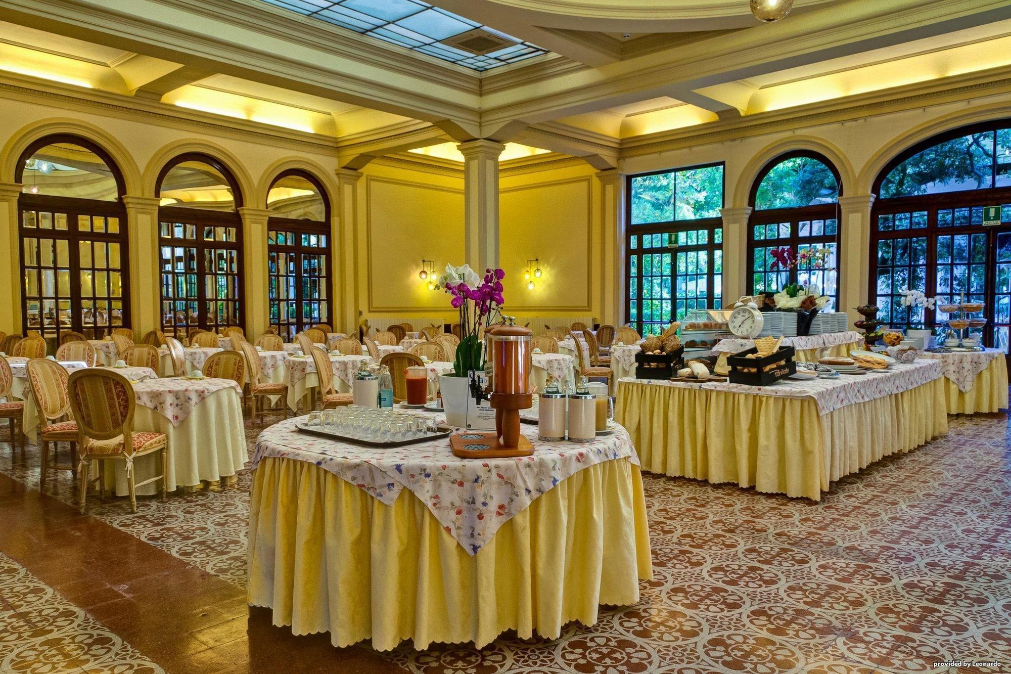 Grand Hotel Royal Viareggio Esterno foto